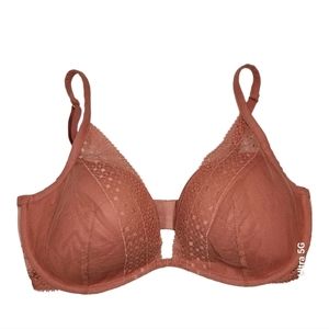 Victoria's Secret Bra Incredible By Victoria's  Plunge/Padded/Underwire Size 36D